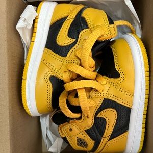 BRAND NEW Toddler size 3C Jordan 1 Retro High OG